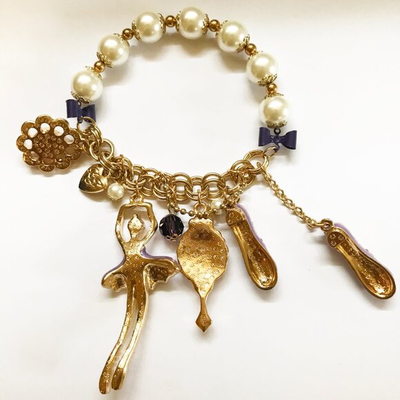 Betsey Johnson Ballet Dancer Bead Pendant Bracelet - Picture 2 of 2